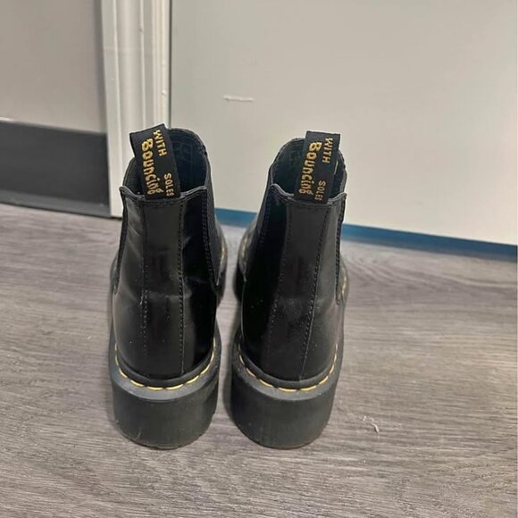 Dr Martens Smooth Leather Platform Chelsea Boot - Picture 2 of 3